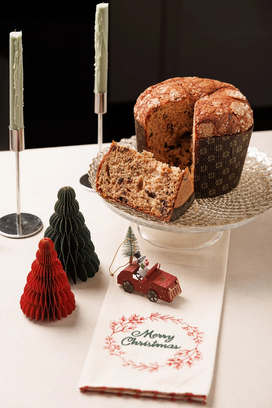 Descubre el arte de la sobremesa: qué es, por qué es vital en nuestra cultura, y 5 claves para prolongar la magia. Calidad Sagó para alargar tu momento de disfrute.