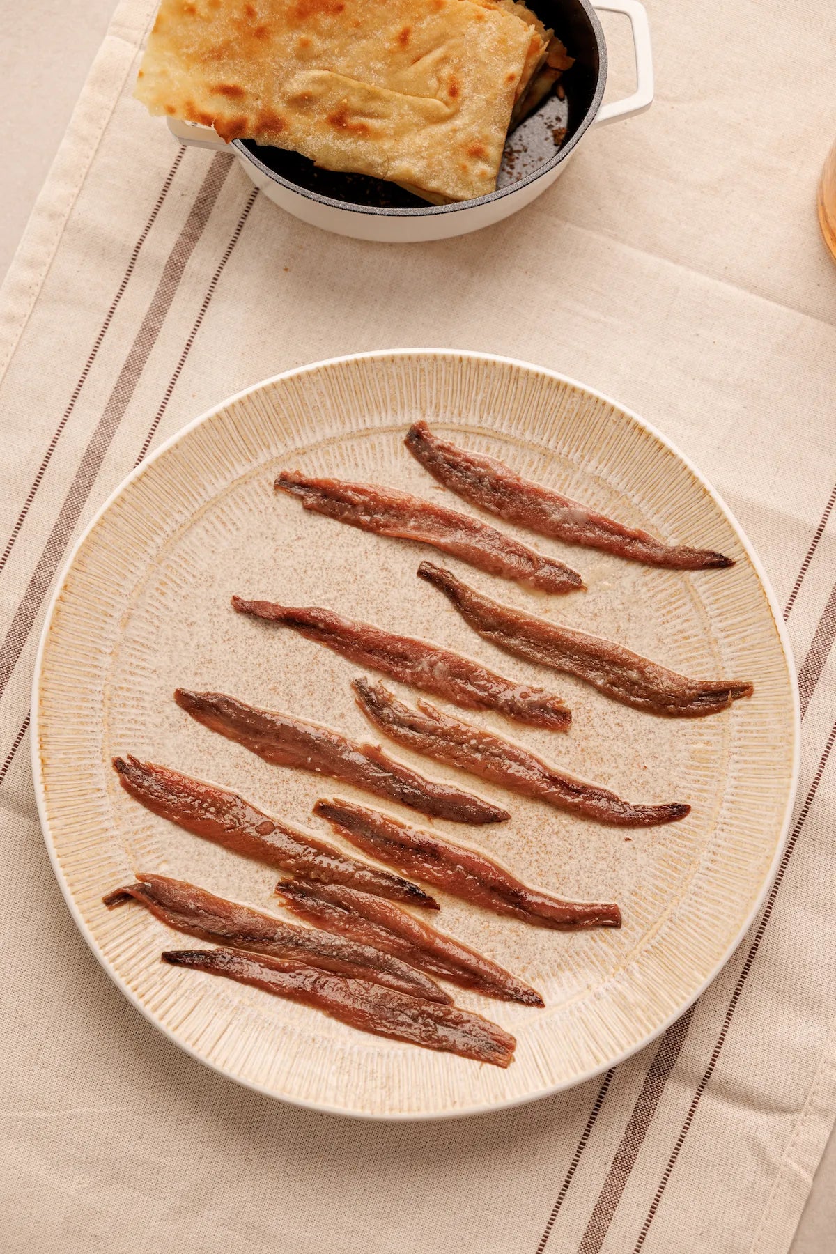 Anchoas de Santoña Artesanales en Mantequilla con Láminas de Pan - SAGÓ