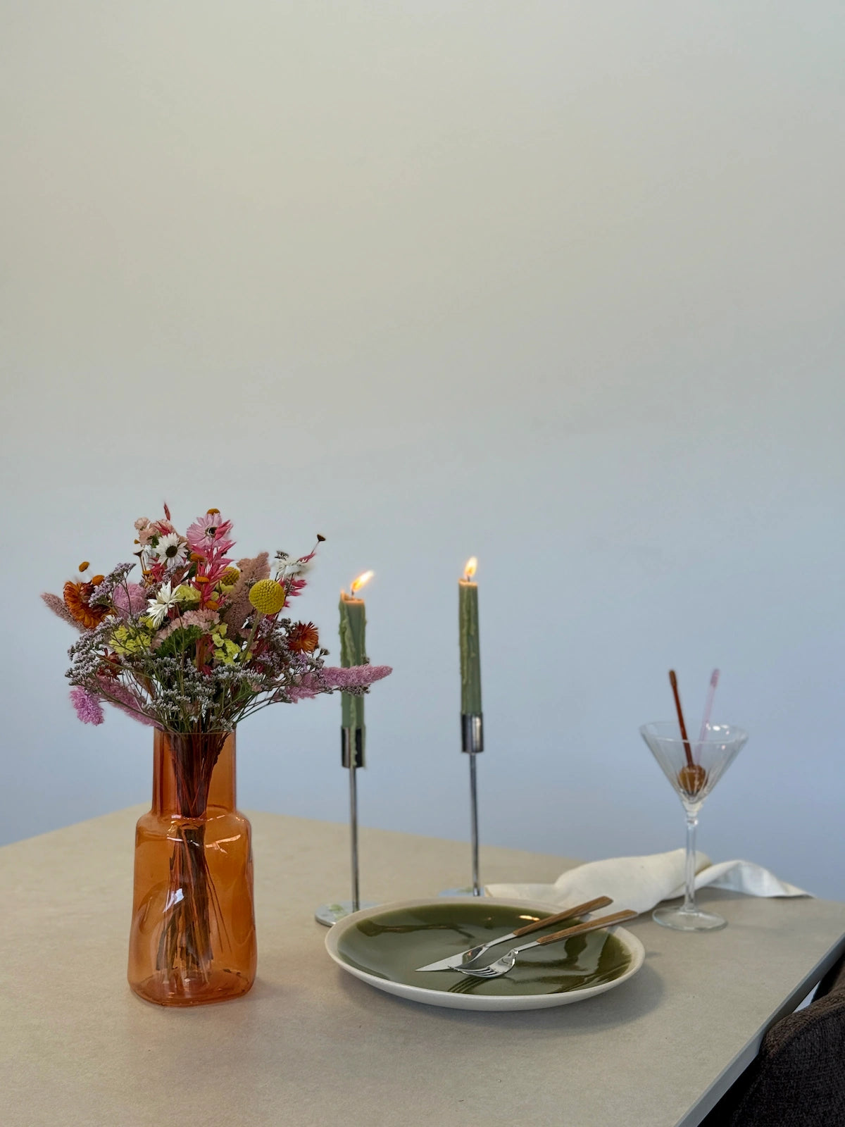 Box San Valentín Momento para 2 + Ramo Arte Floral Preservado: Sagó x Color Pomelo