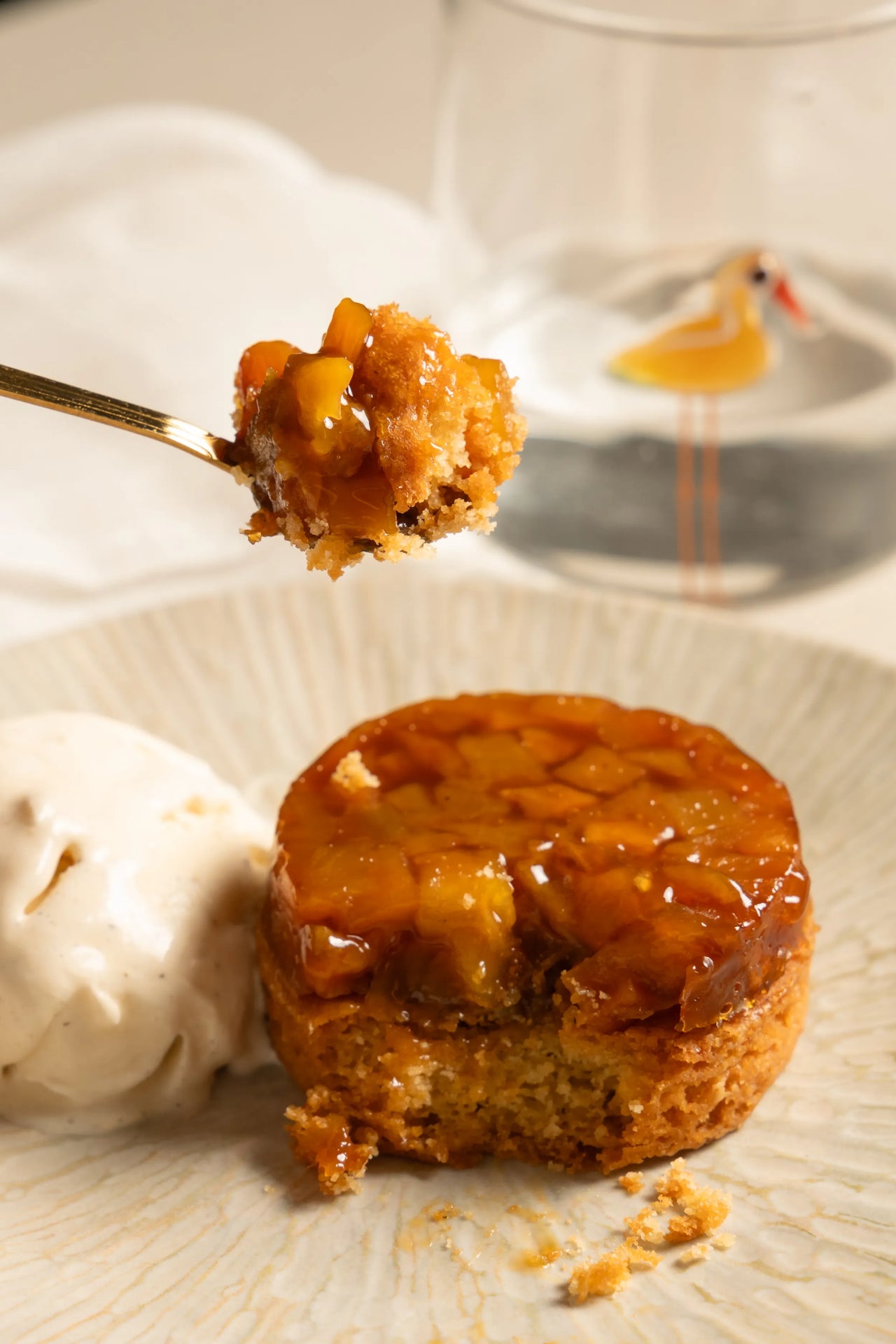 Tatín de Mango y Praliné de Almendra - SAGÓ
